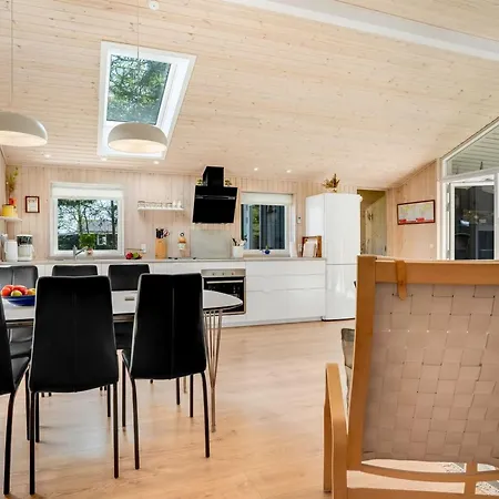 Delco - 200m From The Sea By Interhome Casa de Férias *