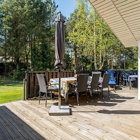 Delco - 200m From The Sea By Interhome *