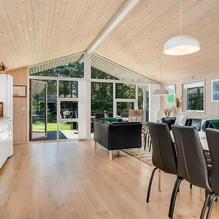 Delco - 200m From The Sea By Interhome * Hals