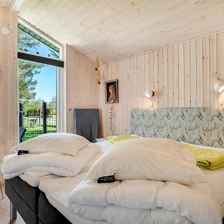 Delco - 200m From The Sea By Interhome * Hals